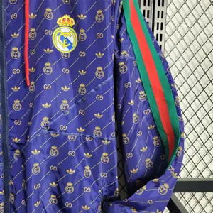 23-24 Real Madrid Windbreaker GUCCI joint 4