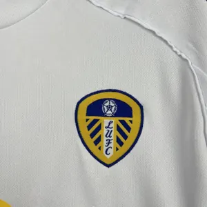 25-26 Leeds United Home Kit Football Apparels Sport AAAAJersey Yupoo 2