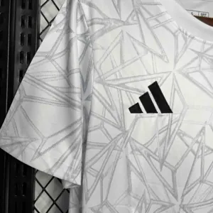24-25 Real Madrid Training White Kit Soccer Uniform AAAAJersey Dropshiping Yupoo 1